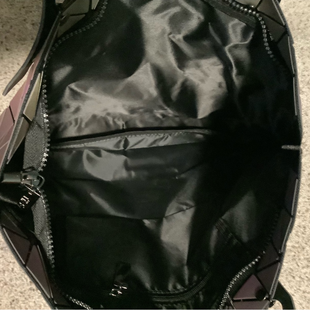 Geometric Luminous Shoulder Bag-NWOT - Picture 7 of 8